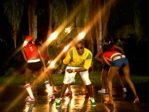 Nelly Feat. P Diddy & Murphy Lee - Shake Ya Tailfeather (Official Music Video)