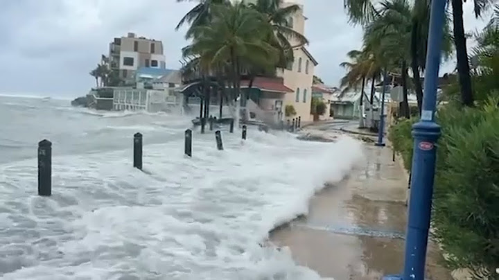 Category 4 Hurricane Beryl heads toward Jamaica