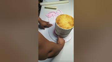 How to cover your cake with fondant