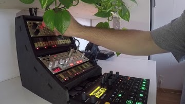 Jam 001 // Elektron Digitakt with Korg Volca Keys and Bass