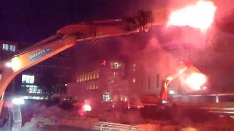 Cyprien Gaillard: "What It Does To Your City" - Performance excerpt