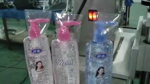 Bottle cap shrink wrapping machine