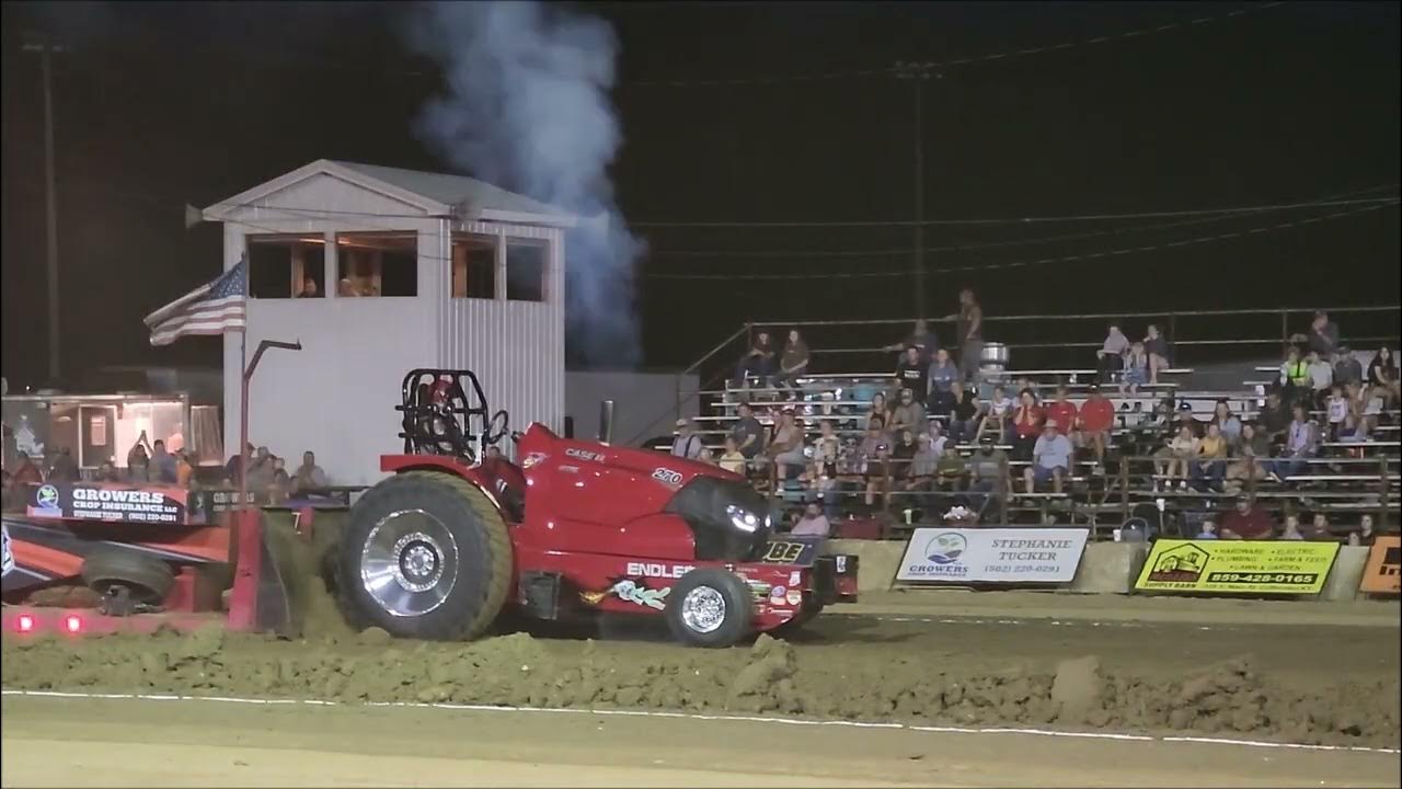 HOT FARM TRACTORS BATTLE OF THE BLUEGRASS PULL FAYETTE COUNTY, INDIANA