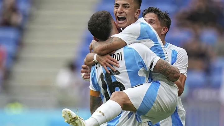 Argentina beats Ukraine 2-0 to reach the quarterfinals of the Olympic men’s soccer tournament