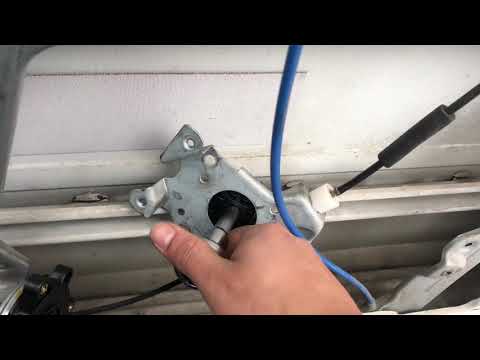 Window won’t go up ?How to manually roll up stuck window in car.