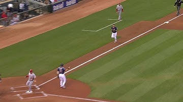 LAA@MIN: Calhoun scores on an error in the 1st