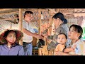 Chu Was Worried About Thu S Health So He Visited And Helped Thu S Mother With Work Chu Was Worried About Thu S Health So He Visited And Helped Thu S Mother With Work