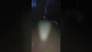 прогулка на самокате во тьме. road in darkness