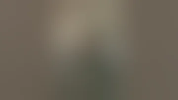 اغراء اكبر صدر بالعراق 