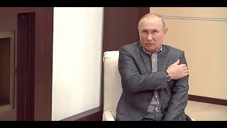 Встреча с заместителем директора центра имени Гамалеи Денисом Логуновым  Владимир Путин