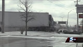 Multiple crashes involving semi-trailers on I-35 in Moore