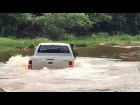 მცურავი ჰაილუქსი :D