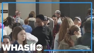 Massive flight cuts hit 40 airports around the country as shutdown pain deepens