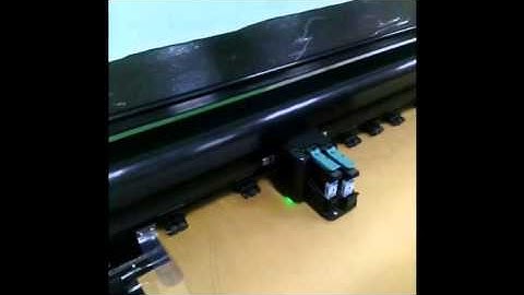 Máy cắt rập cứng , máy cắt và in sơ đồ 2 trong 1 (máy cắt dạng đứng)