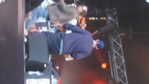 Fort Minor - Remember The Name (Saint-Cloud 2005.08.25)