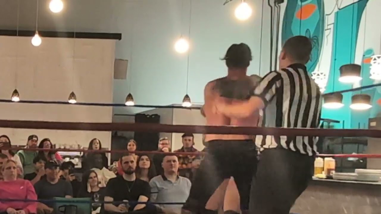 Kacey Diamond VS Jason Gray