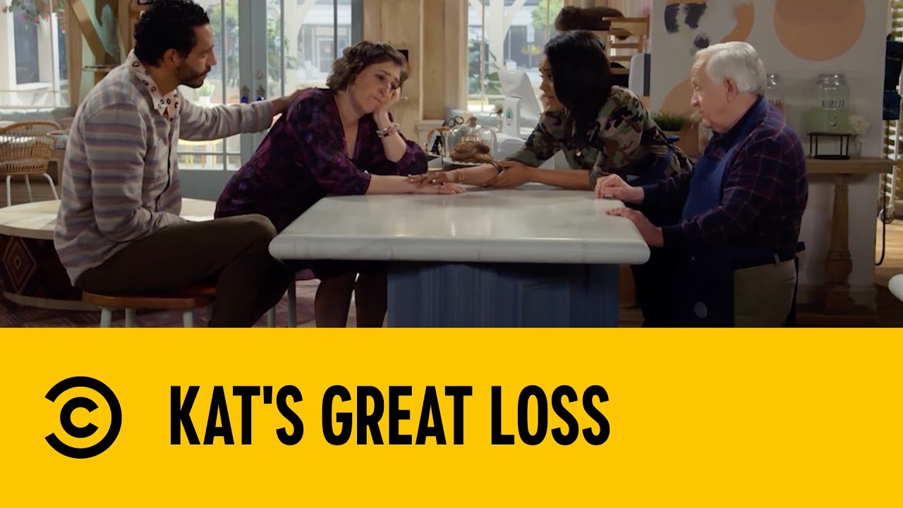 Kat's Great Loss | Call Me Kat | Comedy Central Africa - YouTube