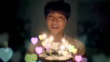 Song Joong Ki singing happy birthday!