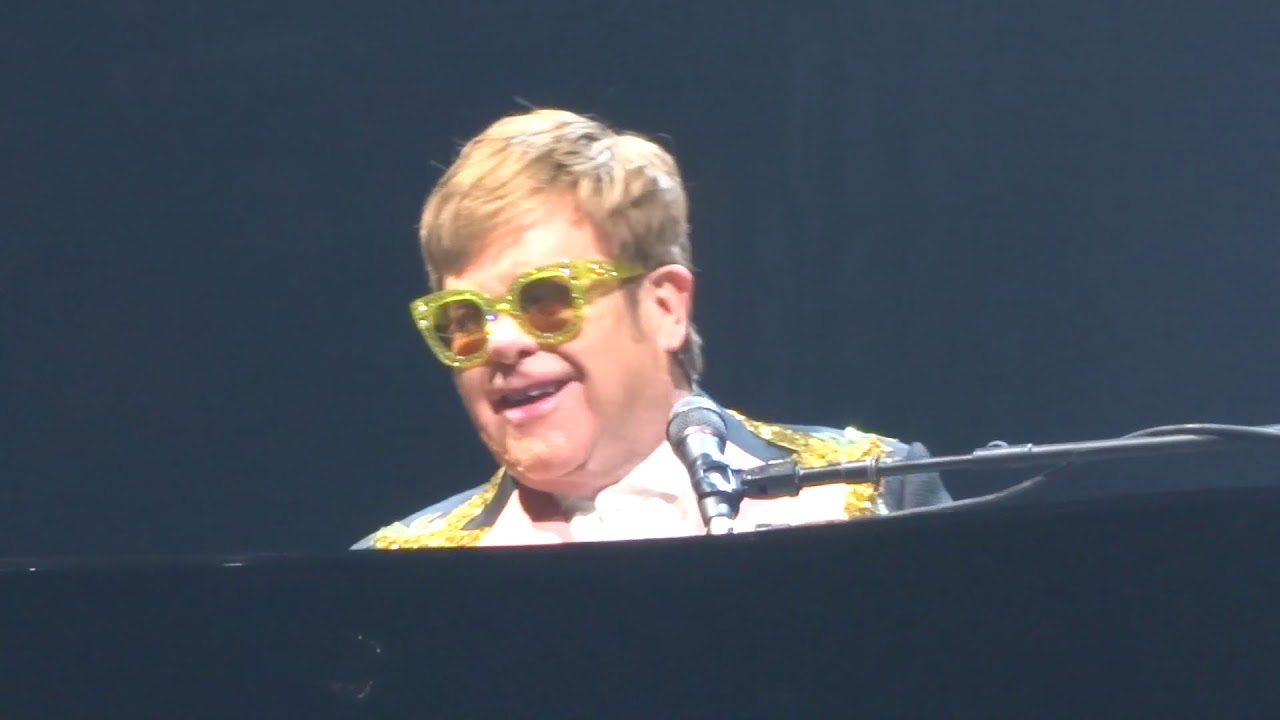 Elton John | Levon | live Staples Center, January 25, 2019 - YouTube