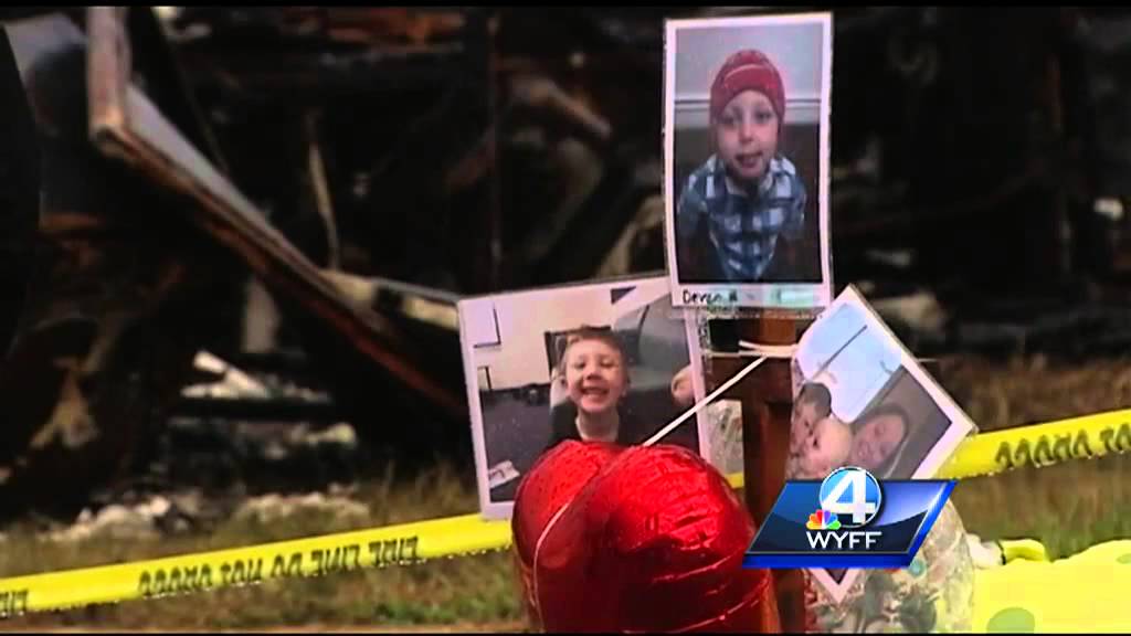 Children die in mobile home fire - YouTube