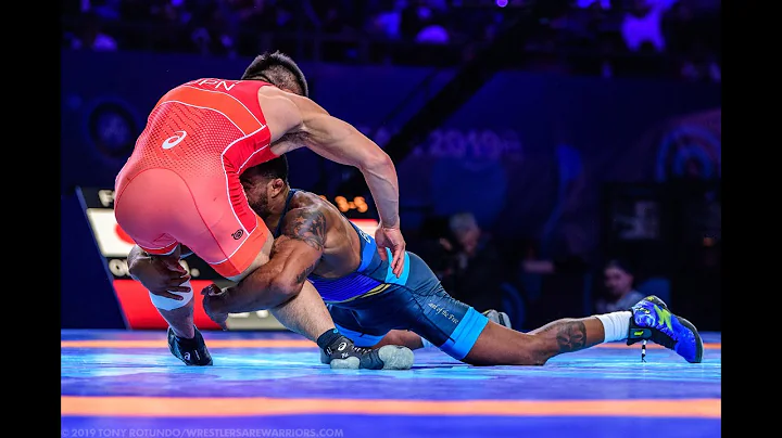 Jordan Burroughs SMASHES his way into the World fi...