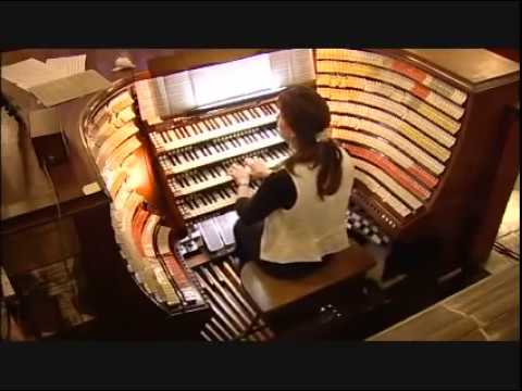 Carol Williams' "TourBus" from her video series about Large & Small, Famous & Unusual Organs of the World: www.melcot.com I recorded Carol at the United States West Point Military Academy Chapel organ performing "Flight of the Bumblebee" on pipe organ pedals.
