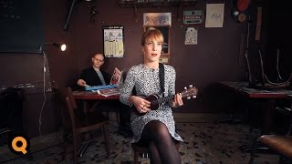 Video-Miniaturansicht von „Zaza Fournier - Session Acoustique - "Paupières Closes"“