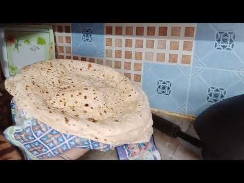 वीडियो: सिनसिनाटी से भरी रोटी कैसे बेक करें