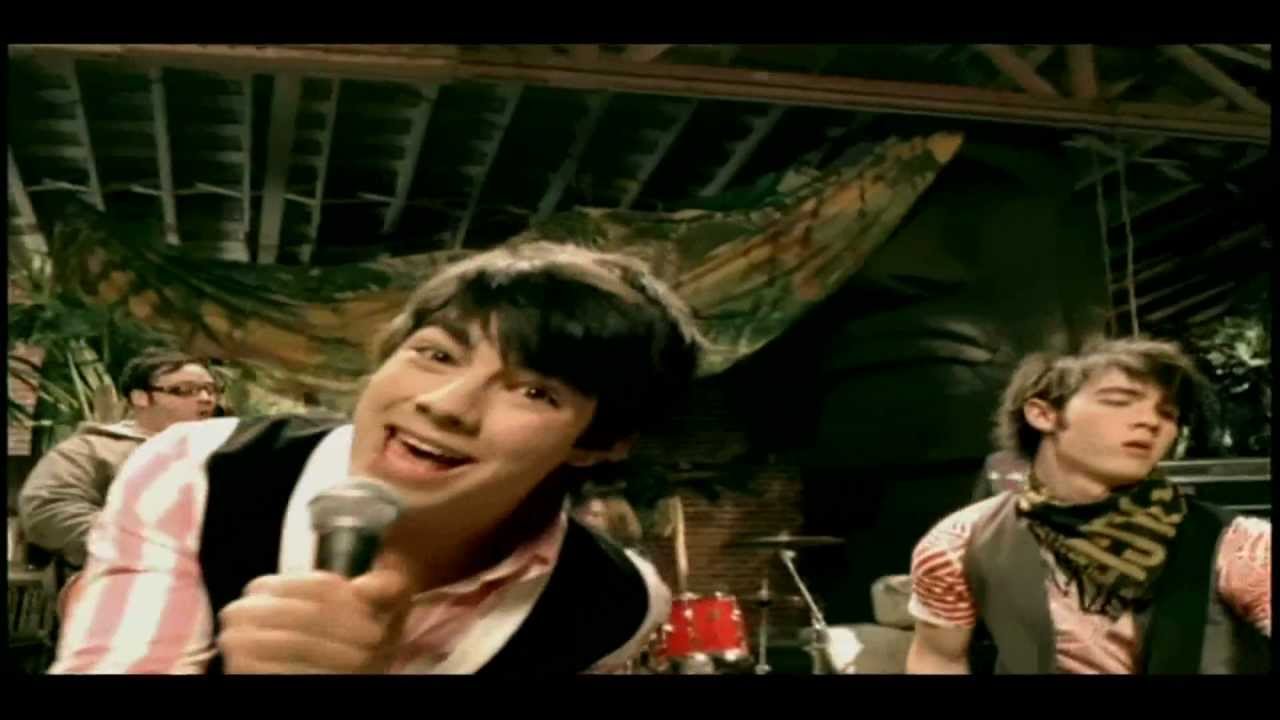 Jonas Brothers - Paranoid - Official Music Video HQ