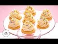 Professional Baker Teaches You How To Make CUPCAKE TOPS!