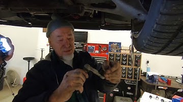 How to Change the Sway Bar Links on a C6 Corvette
