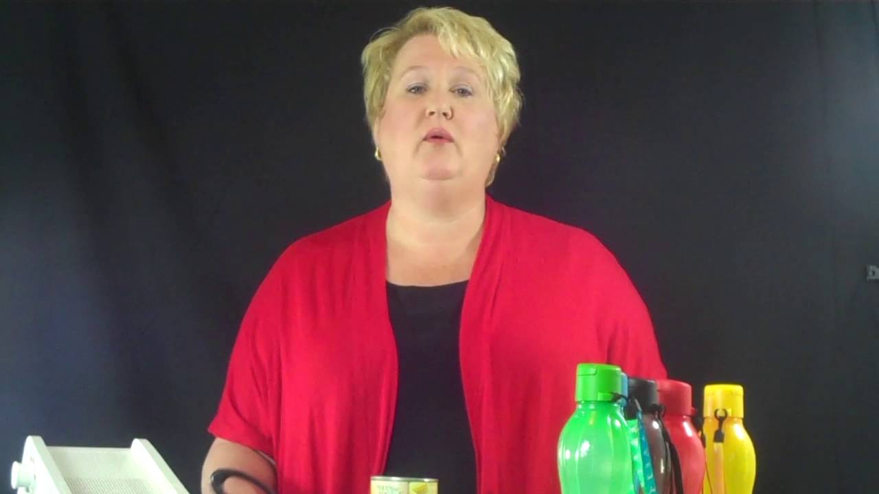 Kim's Mystery Host Tupperware Party - YouTube