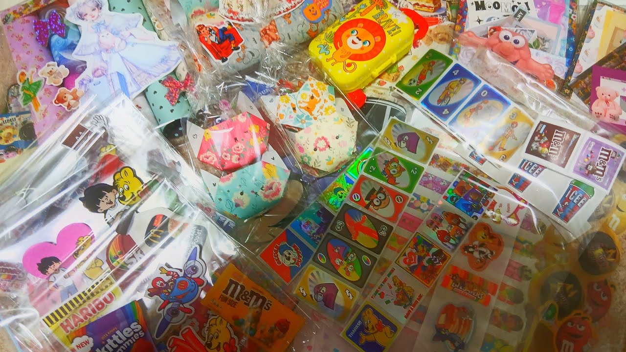 紙ものをメルカリで売りにだすょ🍓アメキャラ🍀