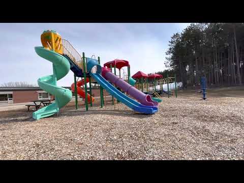 Suamico Elementary school playground a bang up set up in Wisconsin