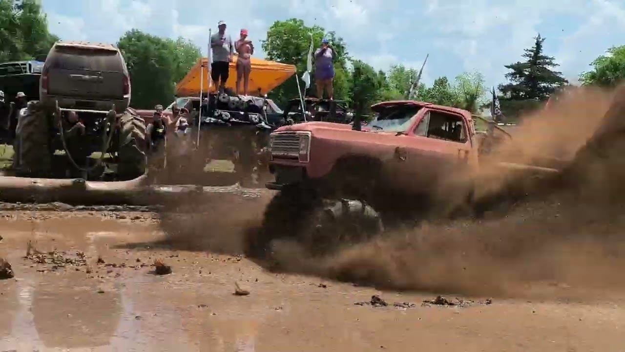 The little red express. At Louisiana mudfest bounty hole