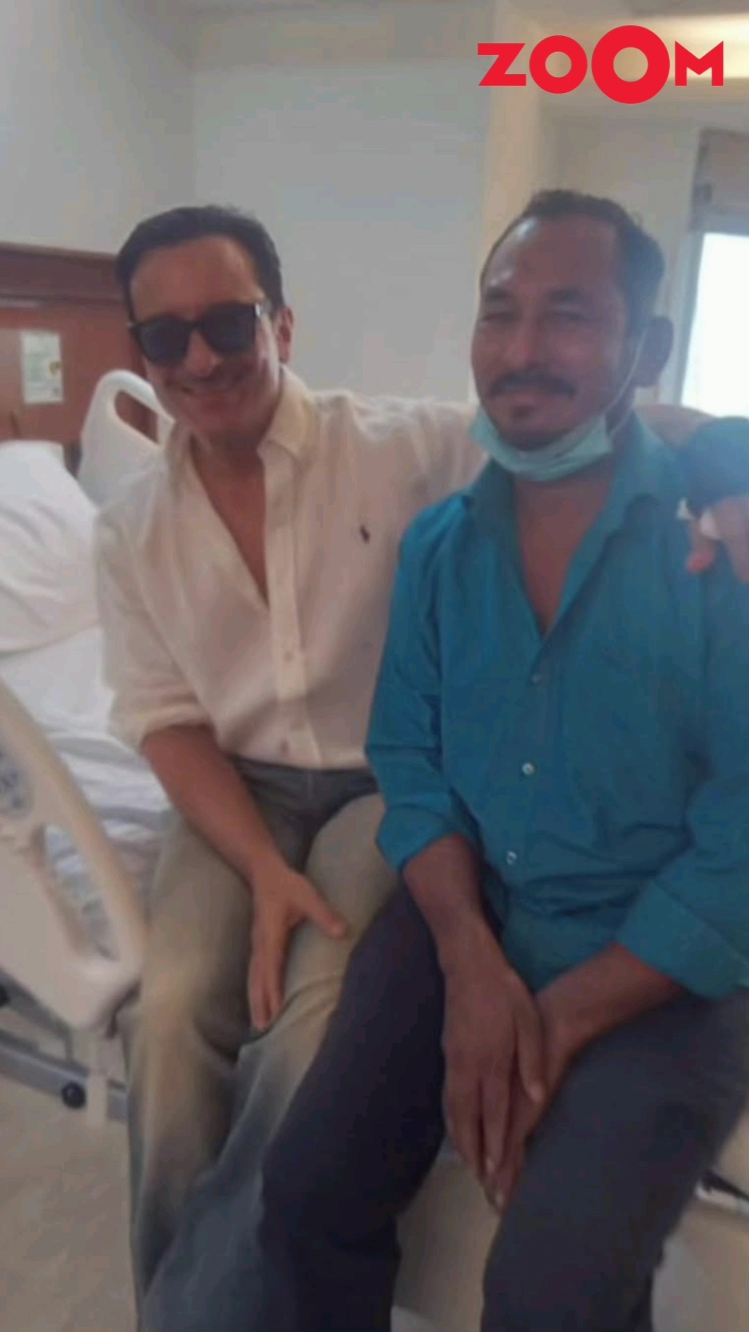 Saif Ali Khan HAPPILY meets the auto driver who helped him reach the hospital after being stabbed ?