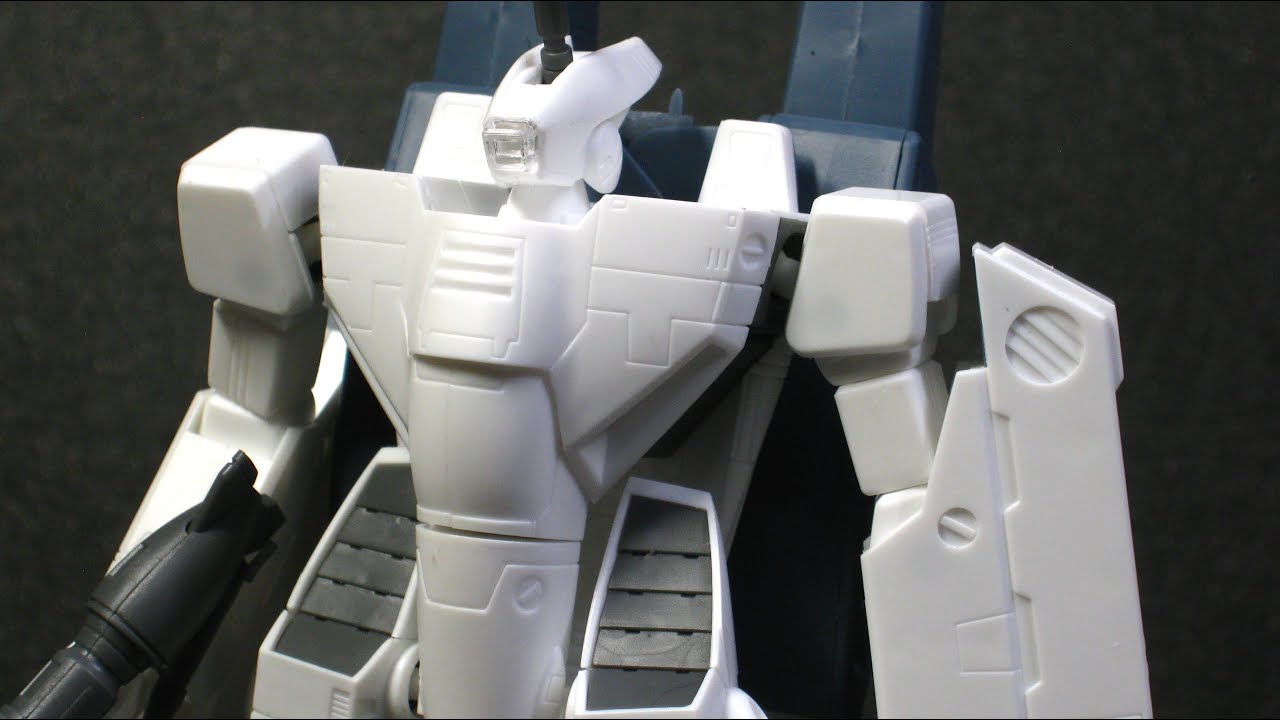 ウェーブ 1/100 VF-1S/A スーパーバルキリー バトロイド 未塗装素組み