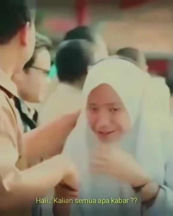 Kenangan masa sekolah sedih.