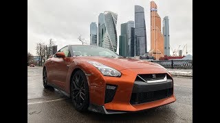 Шахтёр из Кировска катит на Nissan GTR по Кутузе.