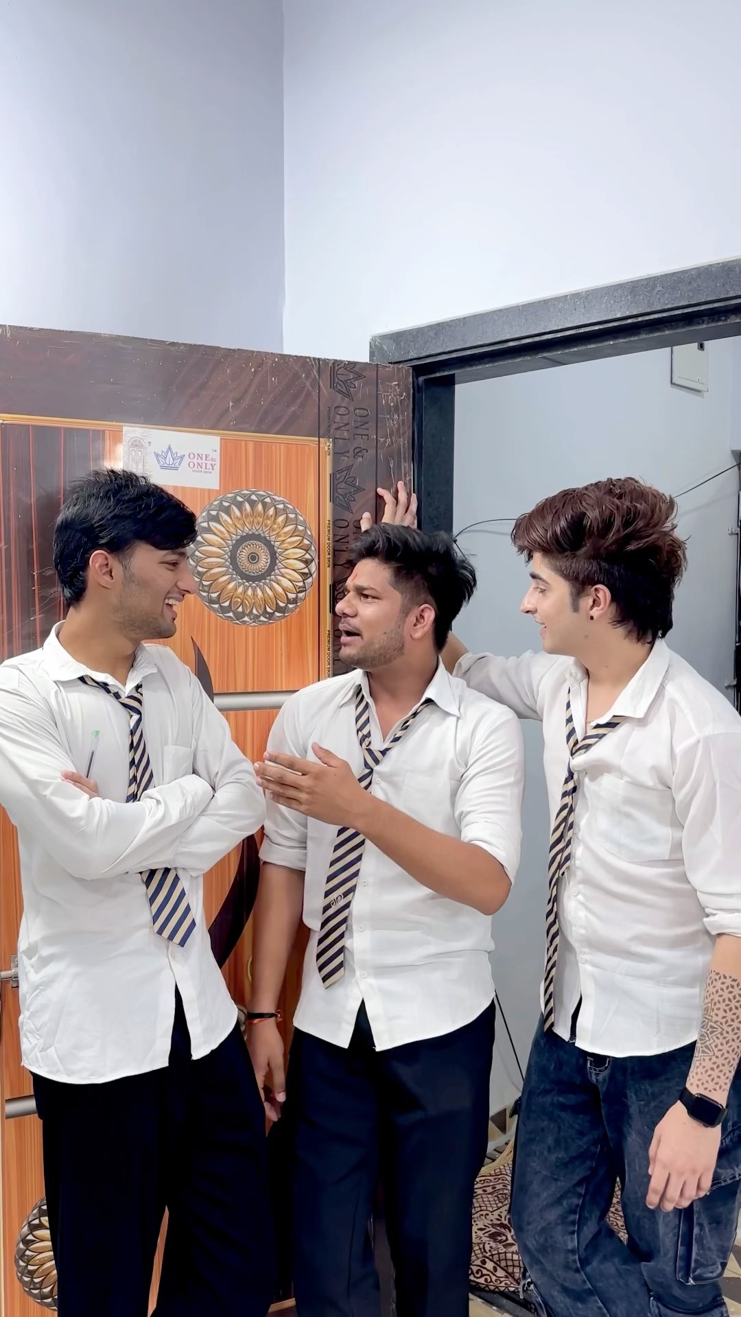 Aab pass hoke dikhao ? #shorts #funny