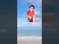 نعيش في دنيا السعادة 