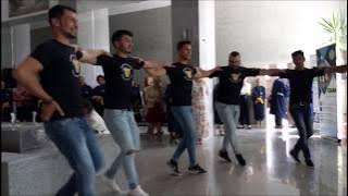 Un trandafir crește la firida mea - dans machedonesc (paidusca)