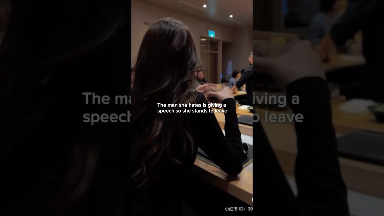 And *drumroll* she leaves 💅🏻#foryou #booktok #books #fiction #reading #ytshorts #shorts