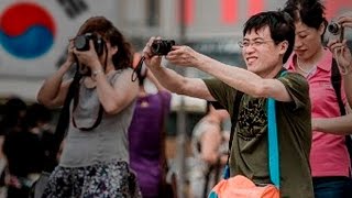 Are Chinese Tourists Invading South Korea? | China Uncensored