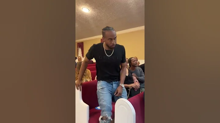 When Your Pastor Makes Fun Of Your Grandma In Church! - DayDayNews