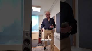 Premier épisode — Visite chez AudioVector