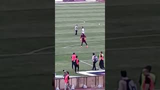 لطفا خانوم ها نبینند دارای الفاظ رکیک انتقام هواداران استقلال از علیرضا بیرانوند.