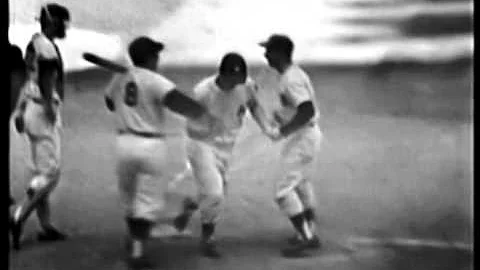 Roger Maris 1961 - 61st HR w/Rizzuto's audio & WPI...