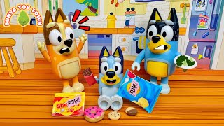 BLUEY Learn To Choose Healthy Food | Lessons For Kids | Bluey Toys Pretend Play