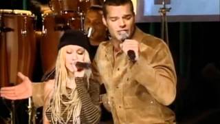 Christina Aguilera feat Ricky Martin - Nobody Wants To Be Lonely TOTP 2001 HD